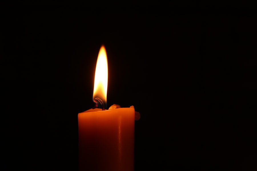 Photo Candle burning evenly