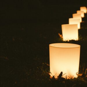 Photo Sleek candle display