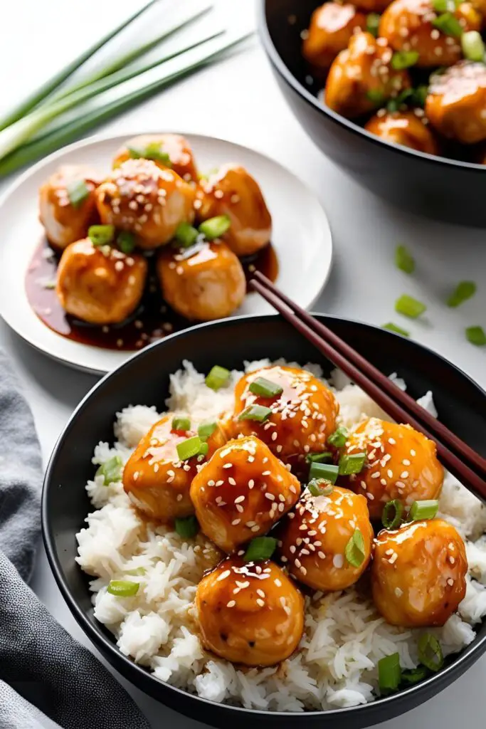  Bowl of Honey Garlic Chicken Bites served with steamed rice.